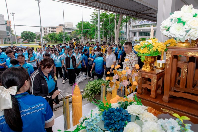 โครงการหล่อเทียนและถวายเทียนพรรษา ประจำปี 2568