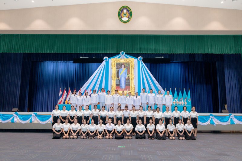 ร่วมพิธีถวายพระพรชัยมงคล สมเด็จพระนางเจ้าสิริกิติ์ พระบรมราชินีนาถ พระบรมราชชนนีพันปีหลวง