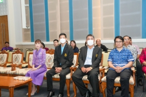 พิธีฝากตัวเป็นศิษย์ รับขวัญนักศึกษาสายครู มรภ.เทพสตรี และปฐมนิเทศ นศ. คณะครุศาสตร์