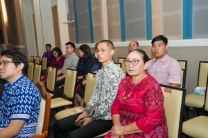 พิธีฝากตัวเป็นศิษย์ รับขวัญนักศึกษาสายครู มรภ.เทพสตรี และปฐมนิเทศ นศ. คณะครุศาสตร์