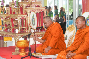 ร่วมต้อนรับขบวนแห่งานสืบสานงานประเพณีเข้าพรรษา ถวายผ้าอาบน้ำฝนและเทียนพรรษา ปี พ.ศ. 2568