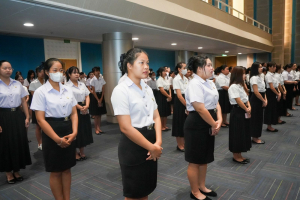 ร่วมพิธีถวายพระพรชัยมงคล พระบาทสมเด็จพระเจ้าอยู่หัว