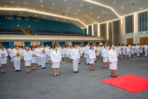 ร่วมพิธีถวายพระพรชัยมงคล พระบาทสมเด็จพระเจ้าอยู่หัว