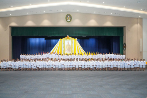 ร่วมพิธีถวายพระพรชัยมงคล พระบาทสมเด็จพระเจ้าอยู่หัว