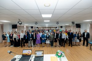 โครงการพัฒนาศักยภาพครูประจำการและครูพี่เลี้ยงให้มีคุณลักษณะของ Strong Teacher