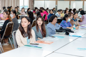 โครงการพัฒนาศักยภาพครูประจำการและครูพี่เลี้ยงให้มีคุณลักษณะของ Strong Teacher