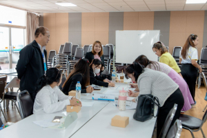 โครงการพัฒนาศักยภาพครูประจำการและครูพี่เลี้ยงให้มีคุณลักษณะของ Strong Teacher