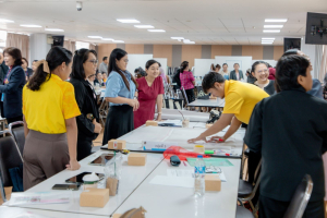 โครงการพัฒนาศักยภาพครูประจำการและครูพี่เลี้ยงให้มีคุณลักษณะของ Strong Teacher