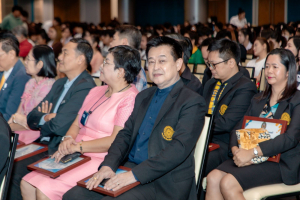 ร่วมแสดงความยินดีกับบุคลากรที่ได้รับรางวัล TRU Outstanding Teaching Award
