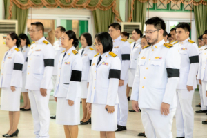 ร่วมพิธีน้อมถวายความอาลัย สมเด็จพระนางเจ้าสิริกิติ์ พระบรมราชินีนาถ พระบรมราชชนนีพันปีหลวง