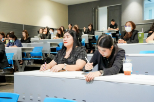 โครงการอบรมเชิงปฏิบัติการเพื่อพัฒนาศักยภาพผู้บริหารและครูให้เป็นนวัตกรทางการศึกษาเพื่อพัฒนาสมรรถนะของผู้เรียน ตามรูปแบบ PTRU Model