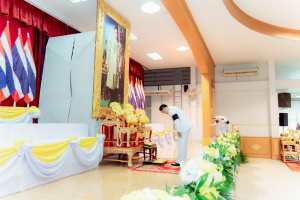 ร่วมกิจกรรมเนื่องในวันคล้ายวันพระบรมราชสมภพ รัชกาลที่ 9 วันชาติ และวันพ่อแห่งชาติ