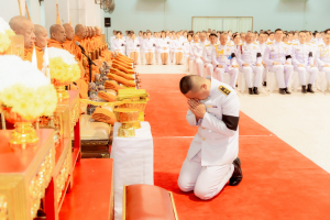 ร่วมกิจกรรมเนื่องในวันคล้ายวันพระบรมราชสมภพ รัชกาลที่ 9 วันชาติ และวันพ่อแห่งชาติ