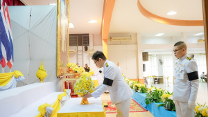 ร่วมกิจกรรมเนื่องในวันคล้ายวันพระบรมราชสมภพ รัชกาลที่ 9 วันชาติ และวันพ่อแห่งชาติ