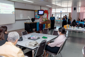 โครงการการส่งเสริมและพัฒนาทักษะด้านอาชีพที่สองของนักศึกษาสาขาวิชาจิตวิทยาและการแนะแนว เรื่อง Tiny Cute พลาสติกหดแปลงร่าง