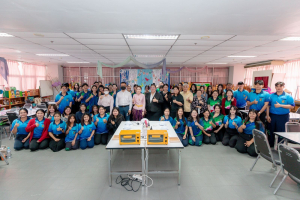 โครงการการส่งเสริมและพัฒนาทักษะด้านอาชีพที่สองของนักศึกษาสาขาวิชาจิตวิทยาและการแนะแนว เรื่อง Tiny Cute พลาสติกหดแปลงร่าง