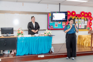 โครงการการส่งเสริมและพัฒนาทักษะด้านอาชีพที่สองของนักศึกษาสาขาวิชาจิตวิทยาและการแนะแนว เรื่อง Tiny Cute พลาสติกหดแปลงร่าง