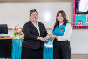 โครงการการส่งเสริมและพัฒนาทักษะด้านอาชีพที่สองของนักศึกษาสาขาวิชาจิตวิทยาและการแนะแนว เรื่อง Tiny Cute พลาสติกหดแปลงร่าง