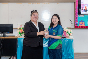 โครงการการส่งเสริมและพัฒนาทักษะด้านอาชีพที่สองของนักศึกษาสาขาวิชาจิตวิทยาและการแนะแนว เรื่อง Tiny Cute พลาสติกหดแปลงร่าง