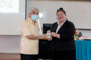 โครงการการส่งเสริมและพัฒนาทักษะด้านอาชีพที่สองของนักศึกษาสาขาวิชาจิตวิทยาและการแนะแนว เรื่อง Tiny Cute พลาสติกหดแปลงร่าง