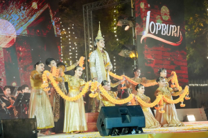 ร่วมพิธีเปิดโครงการประเพณีวัฒนธรรม ดนตรีศิลป์งานแผ่นดินสมเด็จพระนารายณ์มหาราช ประจำปี พ.ศ. 2569 ครั้งที่ 38