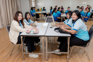 โครงการการส่งเสริมและพัฒนาทักษะด้านอาชีพที่สองของนักศึกษาสาขาวิชาจิตวิทยาและการแนะแนว เรื่อง ประทีปเวียงพิงค์