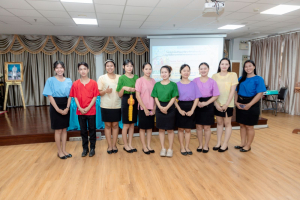 โครงการการส่งเสริมและพัฒนาทักษะด้านอาชีพที่สองของนักศึกษาสาขาวิชาจิตวิทยาและการแนะแนว เรื่อง ประทีปเวียงพิงค์