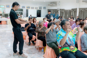 โครงการพัฒนาศักยภาพผู้สูงอายุให้ได้รับการเสริมสร้างและดูแลสุขภาวะแบบมีส่วนร่วม จังหวัดลพบุรี ในพื้นที่ ทต.เขาพระยาเดินธง