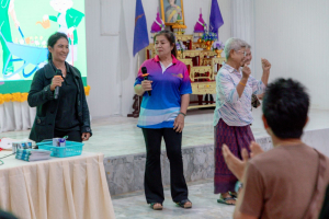 โครงการพัฒนาศักยภาพผู้สูงอายุให้ได้รับการเสริมสร้างและดูแลสุขภาวะแบบมีส่วนร่วม จังหวัดลพบุรี ในพื้นที่ ทต.เขาพระยาเดินธง