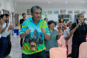 โครงการพัฒนาศักยภาพผู้สูงอายุให้ได้รับการเสริมสร้างและดูแลสุขภาวะแบบมีส่วนร่วม จังหวัดลพบุรี ในพื้นที่ ทต.เขาพระยาเดินธง