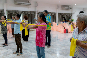 โครงการพัฒนาศักยภาพผู้สูงอายุให้ได้รับการเสริมสร้างและดูแลสุขภาวะแบบมีส่วนร่วม จังหวัดลพบุรี ในพื้นที่ ทต.เขาพระยาเดินธง