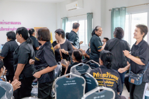 โครงการพัฒนาศักยภาพผู้สูงอายุให้ได้รับการเสริมสร้างและดูแลสุขภาวะแบบมีส่วนร่วม จังหวัดลพบุรี ในพื้นที่ อบต.เขาสมอคอน