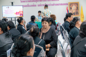 โครงการพัฒนาศักยภาพผู้สูงอายุให้ได้รับการเสริมสร้างและดูแลสุขภาวะแบบมีส่วนร่วม จังหวัดลพบุรี ในพื้นที่ อบต.เขาสมอคอน
