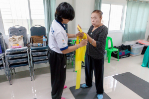 โครงการพัฒนาศักยภาพผู้สูงอายุให้ได้รับการเสริมสร้างและดูแลสุขภาวะแบบมีส่วนร่วม จังหวัดลพบุรี ในพื้นที่ อบต.เขาสมอคอน