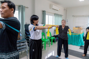 โครงการพัฒนาศักยภาพผู้สูงอายุให้ได้รับการเสริมสร้างและดูแลสุขภาวะแบบมีส่วนร่วม จังหวัดลพบุรี ในพื้นที่ อบต.เขาสมอคอน
