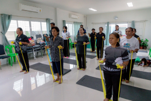 โครงการพัฒนาศักยภาพผู้สูงอายุให้ได้รับการเสริมสร้างและดูแลสุขภาวะแบบมีส่วนร่วม จังหวัดลพบุรี ในพื้นที่ อบต.เขาสมอคอน