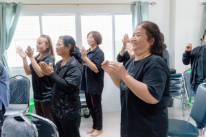 โครงการพัฒนาศักยภาพผู้สูงอายุให้ได้รับการเสริมสร้างและดูแลสุขภาวะแบบมีส่วนร่วม จังหวัดลพบุรี ในพื้นที่ อบต.เขาสมอคอน