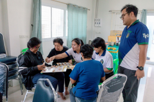 โครงการพัฒนาศักยภาพผู้สูงอายุให้ได้รับการเสริมสร้างและดูแลสุขภาวะแบบมีส่วนร่วม จังหวัดลพบุรี ในพื้นที่ อบต.เขาสมอคอน