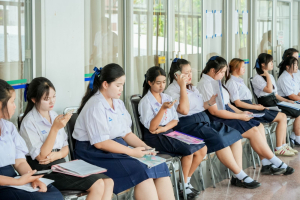 สอบสัมภาษณ์นักศึกษาภาคปกติ รอบที่ 2 Portfolio ประจำปีการศึกษา 2569