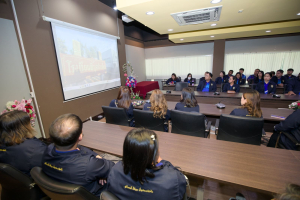 โครงการอบรมเชิงปฏิบัติการเพื่อพัฒนาครูให้ขับเคลื่อนนักเรียนให้มีความฉลาดรู้ ตามรูปแบบนวัตกรรมหลักสูตรและการจัดการเรียนรู้เพื่อเสริมสร้างคุณลักษณะ 4 ประการ และศึกษาดูงานสถานศึกษาต้นแบบในการจัดการเรียนการสอน ให้แก่ครูโรงเรียนสาธิตมหาวิทยาลัยราชภัฏเทพสตรี