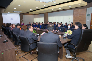 โครงการอบรมเชิงปฏิบัติการเพื่อพัฒนาครูให้ขับเคลื่อนนักเรียนให้มีความฉลาดรู้ ตามรูปแบบนวัตกรรมหลักสูตรและการจัดการเรียนรู้เพื่อเสริมสร้างคุณลักษณะ 4 ประการ และศึกษาดูงานสถานศึกษาต้นแบบในการจัดการเรียนการสอน ให้แก่ครูโรงเรียนสาธิตมหาวิทยาลัยราชภัฏเทพสตรี