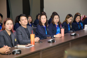 โครงการอบรมเชิงปฏิบัติการเพื่อพัฒนาครูให้ขับเคลื่อนนักเรียนให้มีความฉลาดรู้ ตามรูปแบบนวัตกรรมหลักสูตรและการจัดการเรียนรู้เพื่อเสริมสร้างคุณลักษณะ 4 ประการ และศึกษาดูงานสถานศึกษาต้นแบบในการจัดการเรียนการสอน ให้แก่ครูโรงเรียนสาธิตมหาวิทยาลัยราชภัฏเทพสตรี