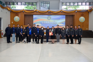 โครงการอบรมเชิงปฏิบัติการเพื่อพัฒนาครูให้ขับเคลื่อนนักเรียนให้มีความฉลาดรู้ ตามรูปแบบนวัตกรรมหลักสูตรและการจัดการเรียนรู้เพื่อเสริมสร้างคุณลักษณะ 4 ประการ และศึกษาดูงานสถานศึกษาต้นแบบในการจัดการเรียนการสอน ให้แก่ครูโรงเรียนสาธิตมหาวิทยาลัยราชภัฏเทพสตรี