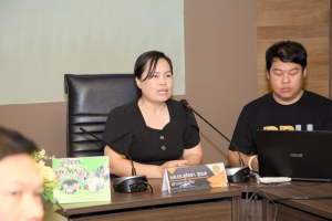 โครงการอบรมเชิงปฏิบัติการเพื่อพัฒนาครูให้ขับเคลื่อนนักเรียนให้มีความฉลาดรู้ ตามรูปแบบนวัตกรรมหลักสูตรและการจัดการเรียนรู้เพื่อเสริมสร้างคุณลักษณะ 4 ประการ และศึกษาดูงานสถานศึกษาต้นแบบในการจัดการเรียนการสอน ให้แก่ครูโรงเรียนสาธิตมหาวิทยาลัยราชภัฏเทพสตรี