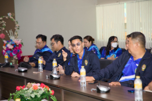 โครงการอบรมเชิงปฏิบัติการเพื่อพัฒนาครูให้ขับเคลื่อนนักเรียนให้มีความฉลาดรู้ ตามรูปแบบนวัตกรรมหลักสูตรและการจัดการเรียนรู้เพื่อเสริมสร้างคุณลักษณะ 4 ประการ และศึกษาดูงานสถานศึกษาต้นแบบในการจัดการเรียนการสอน ให้แก่ครูโรงเรียนสาธิตมหาวิทยาลัยราชภัฏเทพสตรี