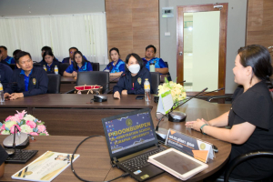 โครงการอบรมเชิงปฏิบัติการเพื่อพัฒนาครูให้ขับเคลื่อนนักเรียนให้มีความฉลาดรู้ ตามรูปแบบนวัตกรรมหลักสูตรและการจัดการเรียนรู้เพื่อเสริมสร้างคุณลักษณะ 4 ประการ และศึกษาดูงานสถานศึกษาต้นแบบในการจัดการเรียนการสอน ให้แก่ครูโรงเรียนสาธิตมหาวิทยาลัยราชภัฏเทพสตรี