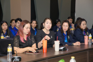 โครงการอบรมเชิงปฏิบัติการเพื่อพัฒนาครูให้ขับเคลื่อนนักเรียนให้มีความฉลาดรู้ ตามรูปแบบนวัตกรรมหลักสูตรและการจัดการเรียนรู้เพื่อเสริมสร้างคุณลักษณะ 4 ประการ และศึกษาดูงานสถานศึกษาต้นแบบในการจัดการเรียนการสอน ให้แก่ครูโรงเรียนสาธิตมหาวิทยาลัยราชภัฏเทพสตรี