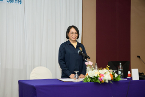 โครงการอบรมเชิงปฏิบัติการเพื่อพัฒนาครูให้ขับเคลื่อนนักเรียนให้มีความฉลาดรู้ ตามรูปแบบนวัตกรรมหลักสูตรและการจัดการเรียนรู้เพื่อเสริมสร้างคุณลักษณะ 4 ประการ และศึกษาดูงานสถานศึกษาต้นแบบในการจัดการเรียนการสอน ให้แก่ครูโรงเรียนสาธิตมหาวิทยาลัยราชภัฏเทพสตรี