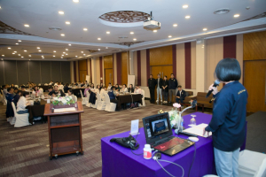 โครงการอบรมเชิงปฏิบัติการเพื่อพัฒนาครูให้ขับเคลื่อนนักเรียนให้มีความฉลาดรู้ ตามรูปแบบนวัตกรรมหลักสูตรและการจัดการเรียนรู้เพื่อเสริมสร้างคุณลักษณะ 4 ประการ และศึกษาดูงานสถานศึกษาต้นแบบในการจัดการเรียนการสอน ให้แก่ครูโรงเรียนสาธิตมหาวิทยาลัยราชภัฏเทพสตรี