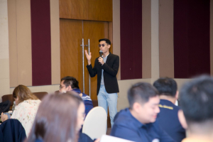 โครงการอบรมเชิงปฏิบัติการเพื่อพัฒนาครูให้ขับเคลื่อนนักเรียนให้มีความฉลาดรู้ ตามรูปแบบนวัตกรรมหลักสูตรและการจัดการเรียนรู้เพื่อเสริมสร้างคุณลักษณะ 4 ประการ และศึกษาดูงานสถานศึกษาต้นแบบในการจัดการเรียนการสอน ให้แก่ครูโรงเรียนสาธิตมหาวิทยาลัยราชภัฏเทพสตรี